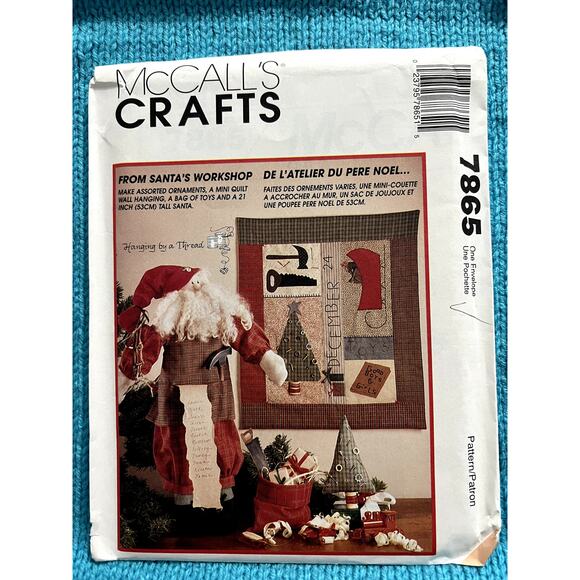 McCalls 7865 Christmas pattern santa mini quilt bag of toys - Picture 1 of 7